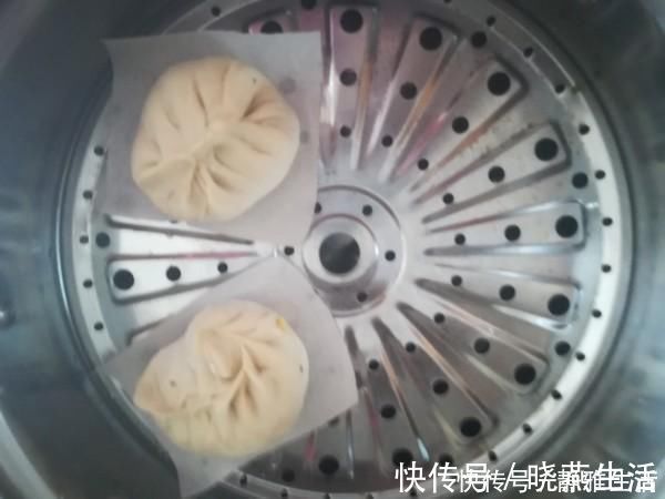 耳瓣|泡木耳只加水就错了，大厨都加这2样，2分钟泡开，木耳又大又好