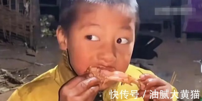 好吃|8岁男孩父母双亡:鸡蛋是不是世界上最好吃的东西?引人泪奔