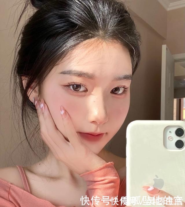 晕染|显手白的美甲分享!莫兰迪色高级,拼接美甲大方,玫瑰金色显白