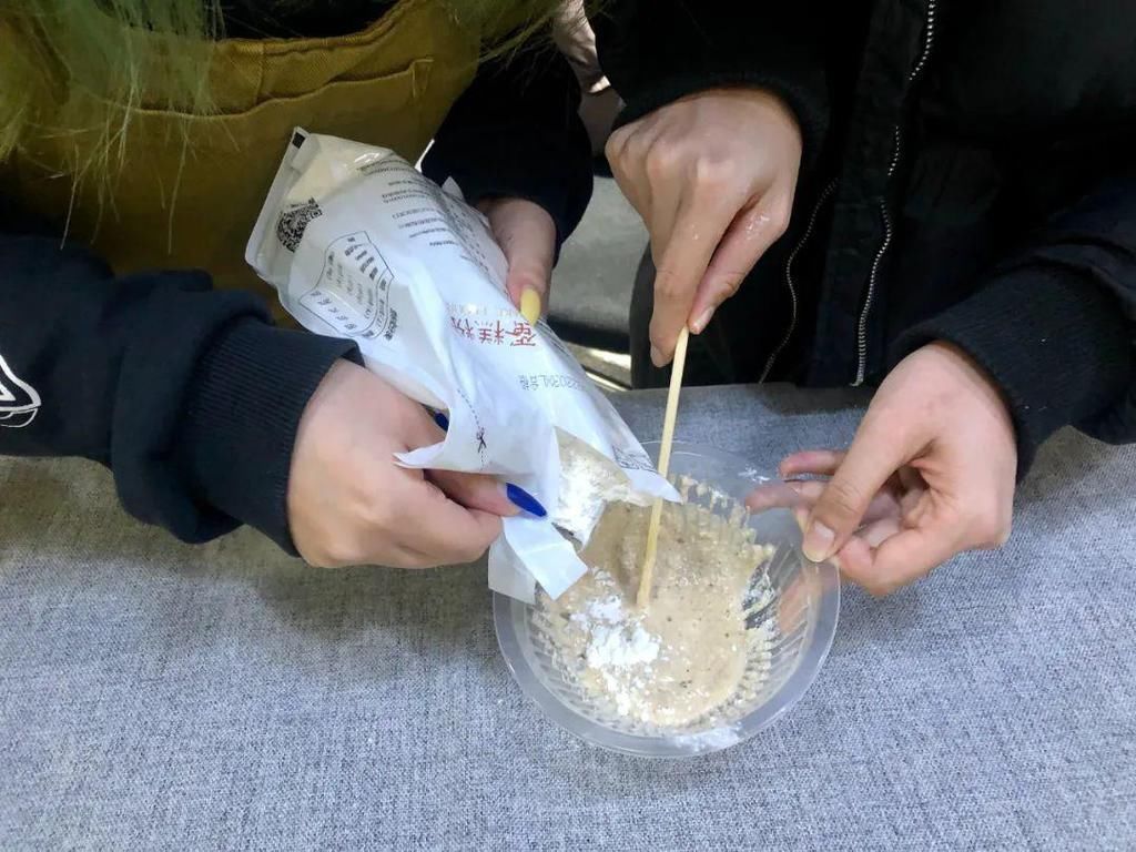 博主|跟着小红书博主做自制面膜，我脸没了