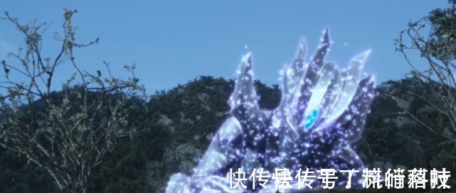 红凯|《奥特曼》初代和赛罗被新生代借力量借到虚脱为何他们渴望被人借力量