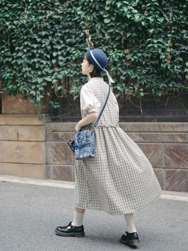 舒适|立秋了,怎么穿裙子才好看?试一试这几套连衣裙,清爽舒适又时髦