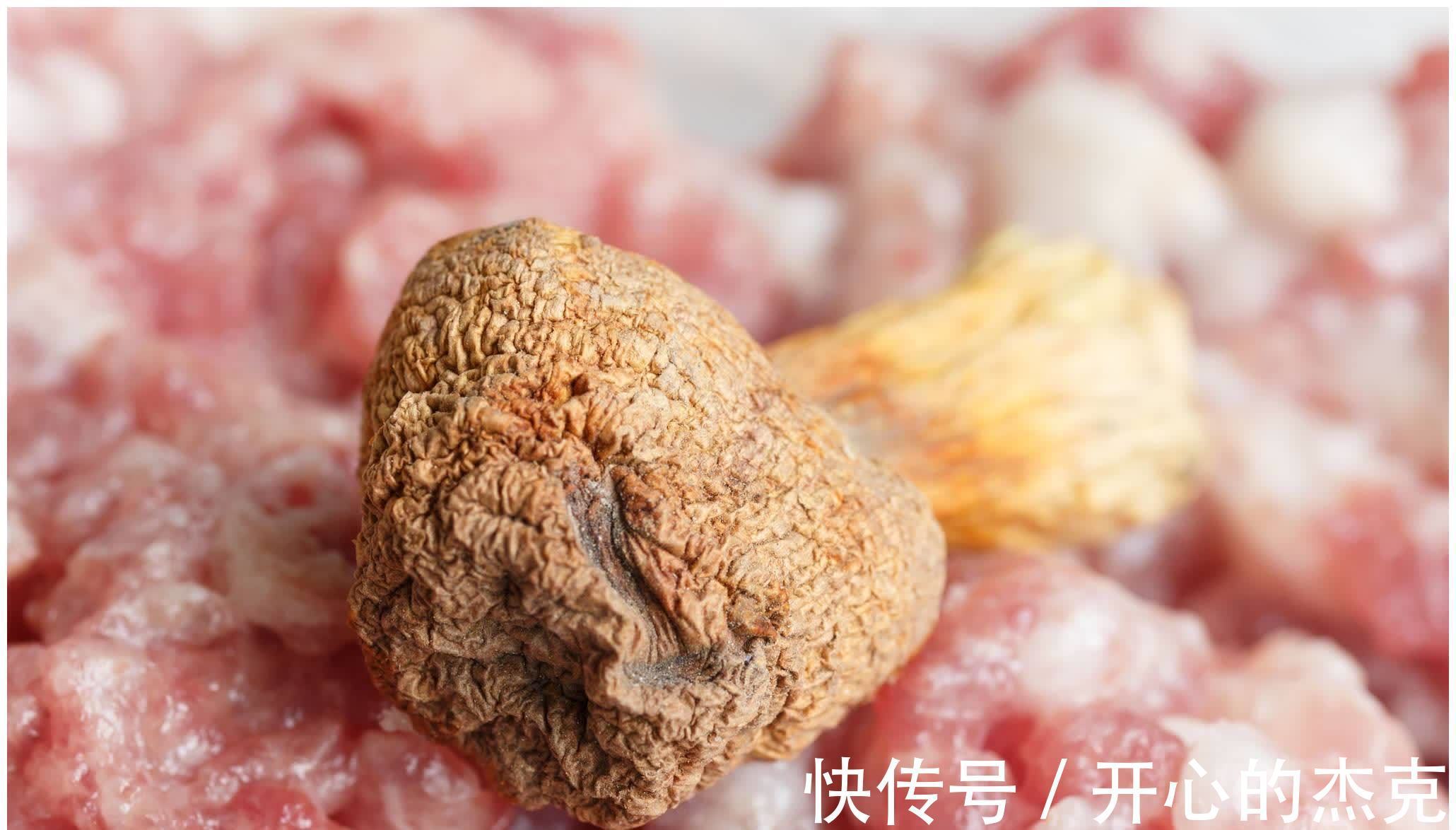 黑枸杞|高血脂的“祸首”公布,不只是喝酒吃肉,还有它,别再傻傻忽视了