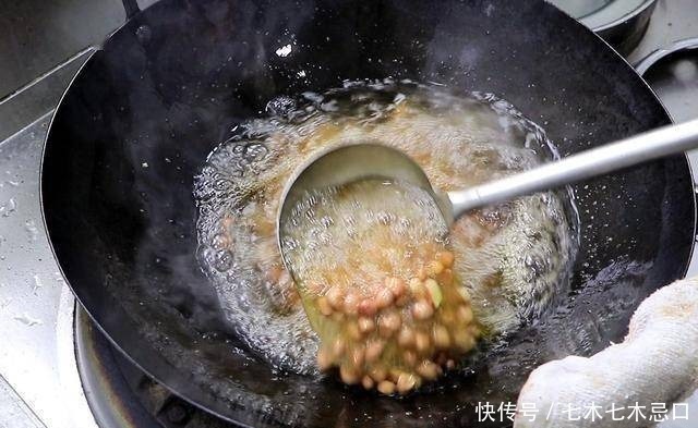 下酒菜|下酒菜必备,这样做香菜花生,散发浓浓香味,好吃又入味