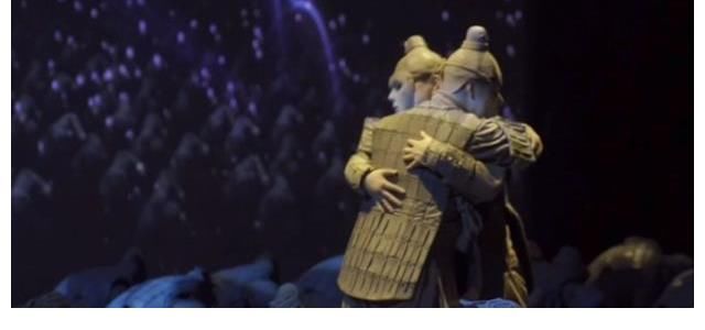 國慶|國慶游臨潼“Kuangchi”姐妹夢幻聯(lián)動(dòng)《復(fù)活的軍團(tuán)》，帶你感受不一樣的大秦史詩