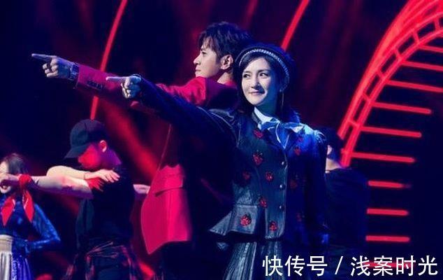 嗨唱转起来|音乐综艺迫切想出圈,让草根上台挑战权威,事实证明“很打脸”