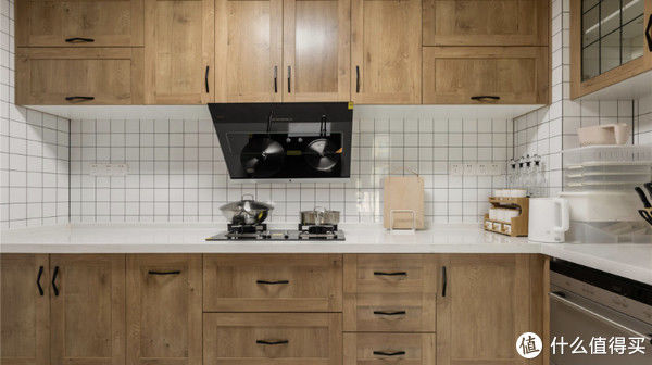 日式|武汉独居女孩160平日式风之家，白墙原木温暖舒适，超级自在又幸福