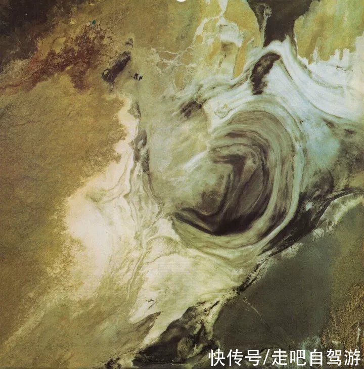 塔克拉玛干沙漠|一眼万元！国内最贵景区，一张门票3500元，外国人30万，它凭啥？