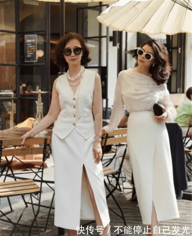 服饰|这对“神仙母女”好时髦呀,穿同类型的服饰,一个精致,一个优雅