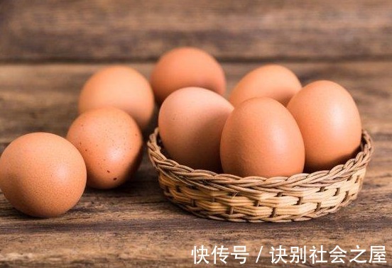 强弱|人体免疫力强弱到底与什么有关?医生:这4物是关键,闭眼吃就行