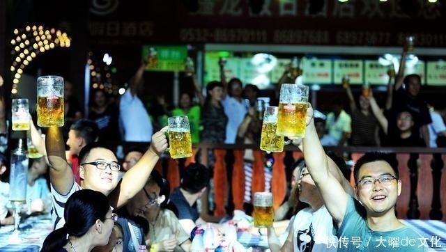 谨记|血脂超标的人，鸡蛋可以吃，但要少碰三物，谨记“四个一”