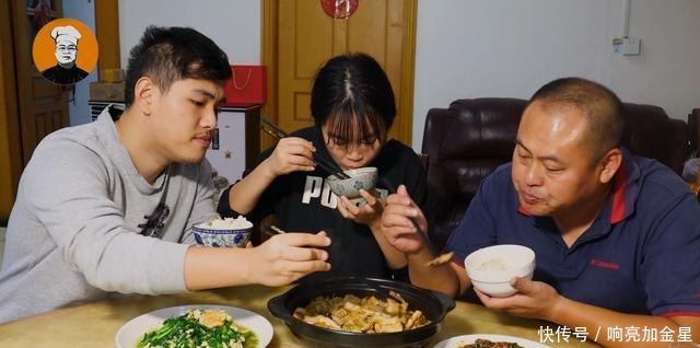  饭店|砂锅白菜豆腐煲，大厨教你饭店的做法，出锅连汤都不剩！