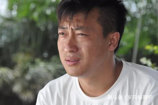 一夜成名|他是星光大道亞軍，父親是趙本山得意門徒，但他的星途卻遭遇坎坷