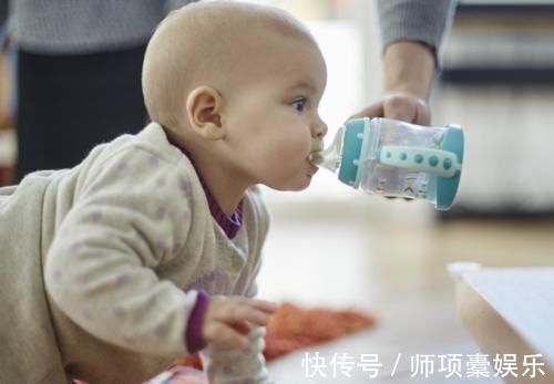 宝宝|不到6个月的宝宝用不用喝水?记住这3种情况要喝水,别弄错别耽误