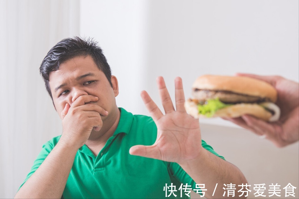 鸡蛋|肝不好的人,早上3种早餐要“拒绝”,鸡蛋上榜,吃对了更养肝