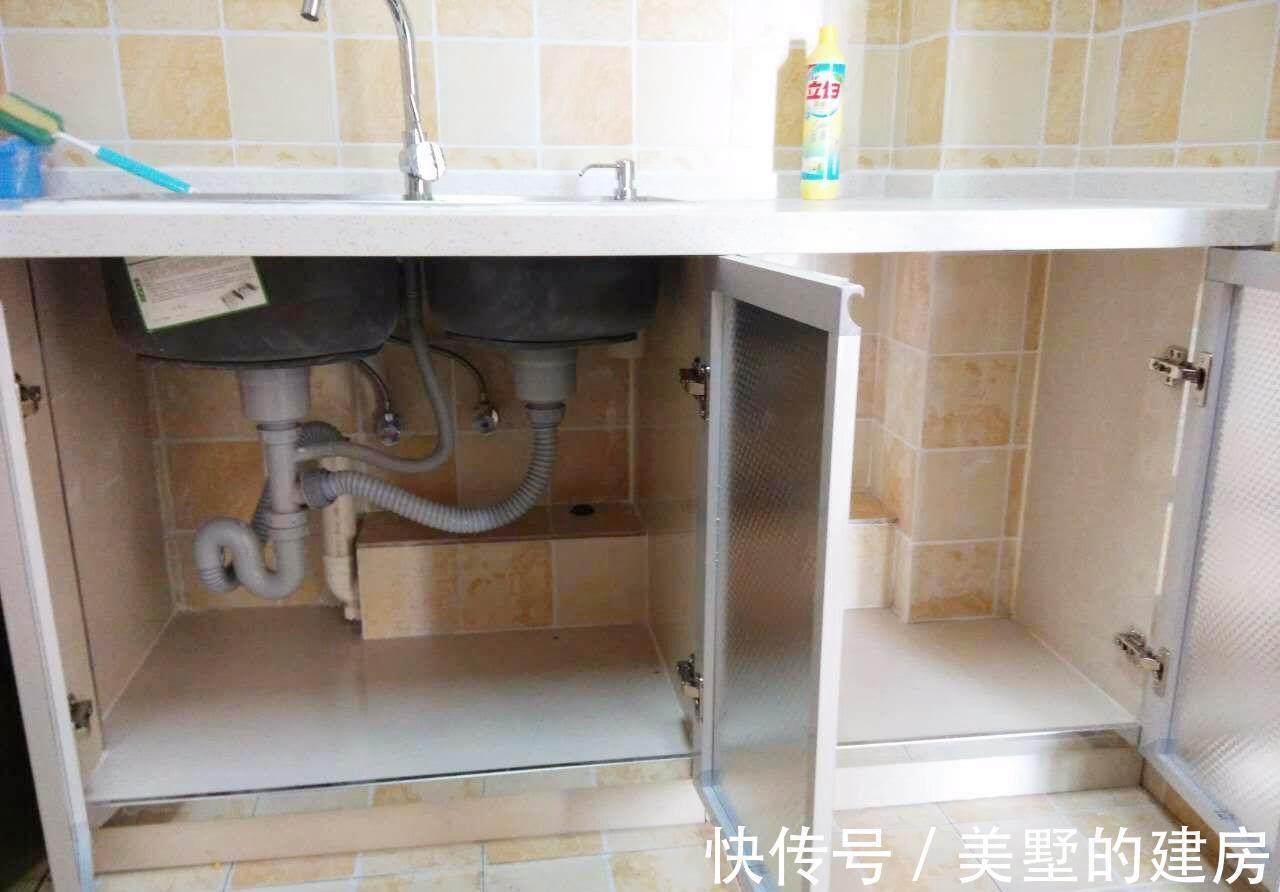新装|二手房装修，拆旧比新装还贵，装修工头：三个地方的瓷砖可以不拆