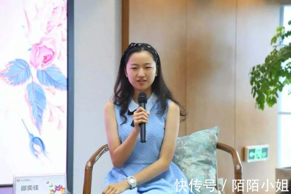 学习成绩|高考719分女学霸，霸气拒绝清华邀请，她说：我的眼里只有北大！