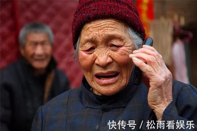 重男轻女|三类父母到了晚年,多半不会被子女孝顺,都是自找的怨不得儿女