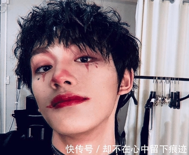 丁程鑫|謝娜回歸,丁程鑫加入?yún)s引發(fā)爭(zhēng)議,《快樂大本營(yíng)》還能火多久?