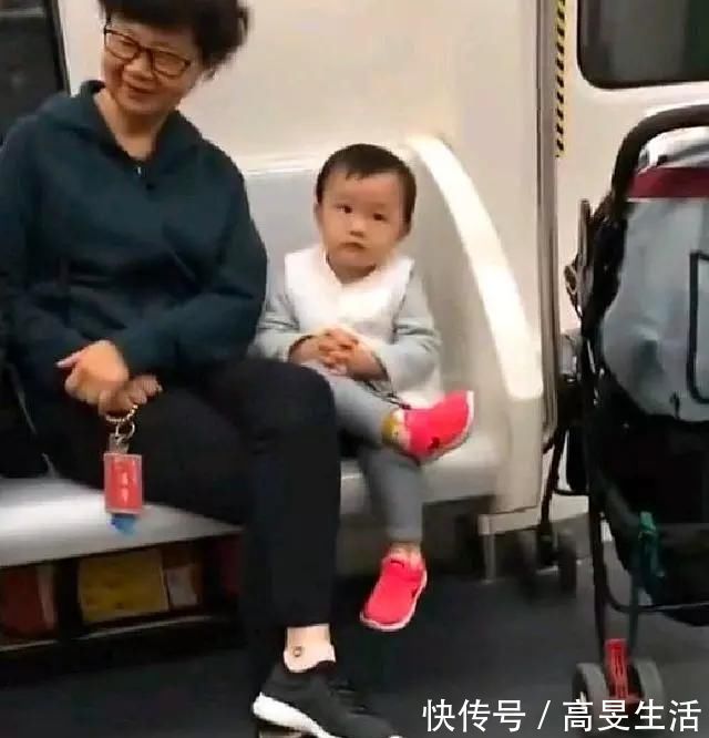 小宝宝|幼儿园过出养老院的气质，这些孩子深得老人的精髓，网友：笑死了