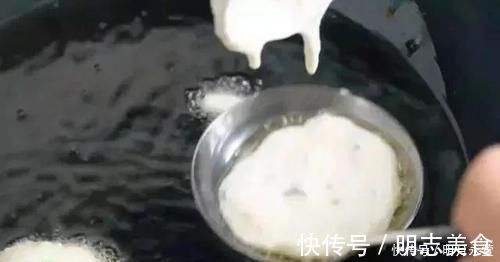葱花|教你一个葱花小油饼的做法,不煎不蒸,天天吃不腻,特好吃