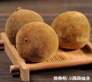 风寒咳嗽|冬天喉咙干痒咳嗽，莫慌！多用此物泡水喝，润喉防咳嗽，谁喝谁好