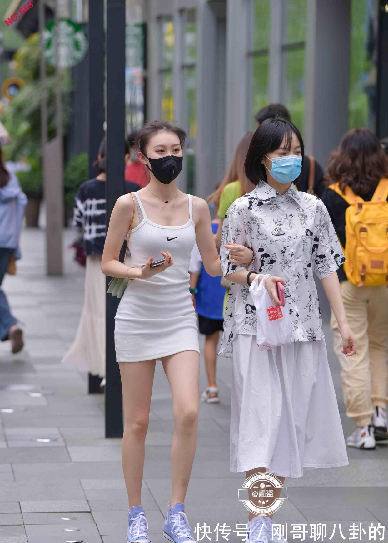 字裙|活力满满的连衣裙装扮显得独特别致，你负责优雅就可以，淡雅大方