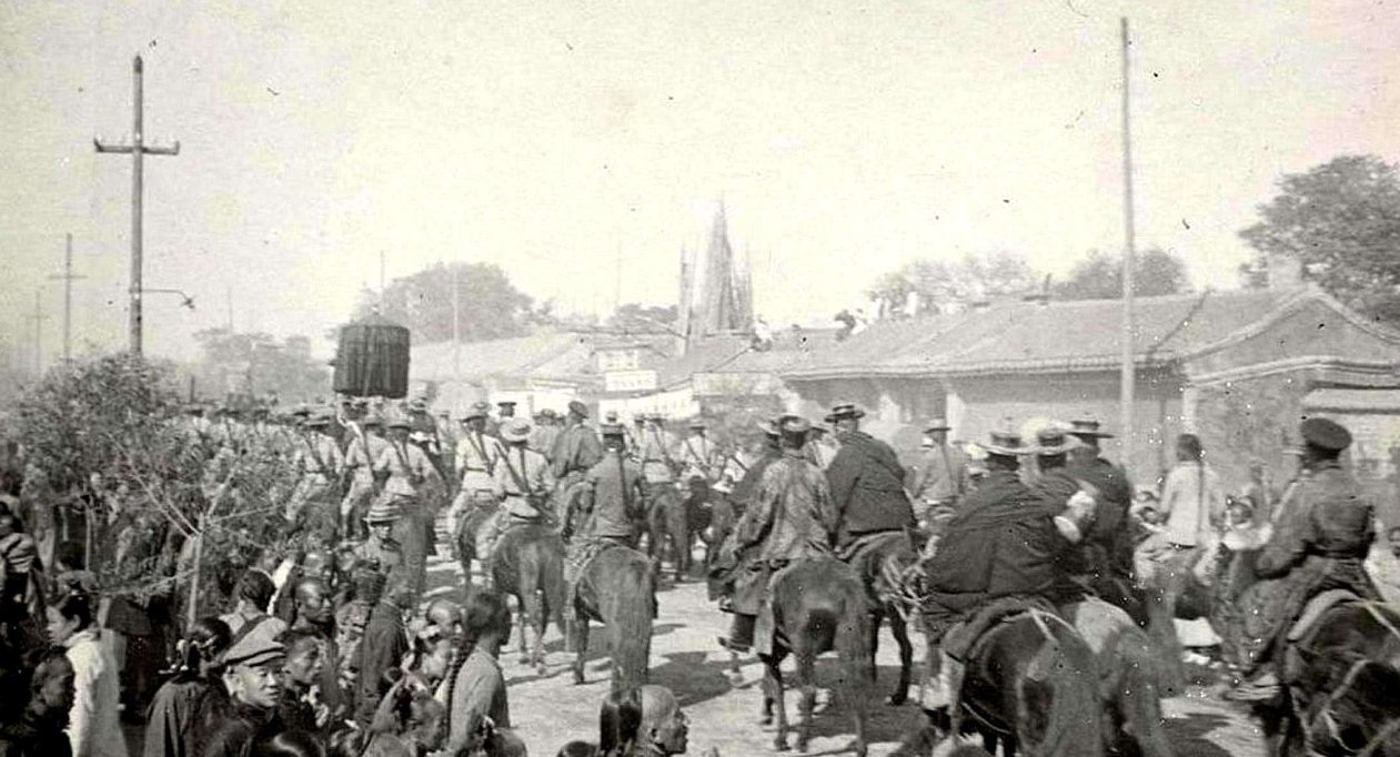 清朝统治|清朝灭亡后，清军都去哪儿了？