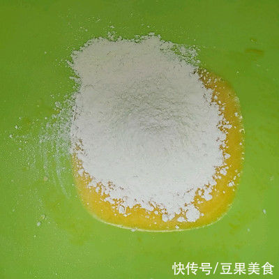 这道柠檬焦糖蛋糕比米其林大厨做的还好吃