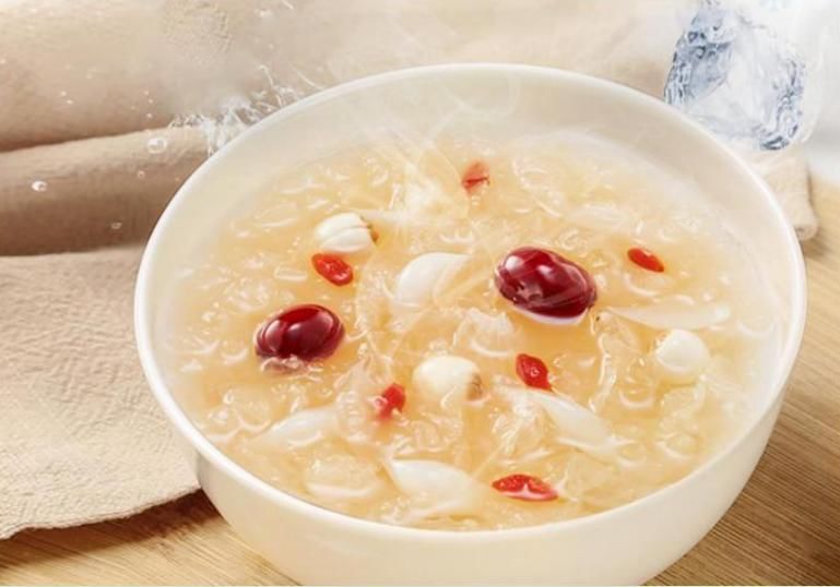 医生|54岁女子,肝癌晚期,化疗2次离世,医生怒斥:冰箱1物伤肝又索命