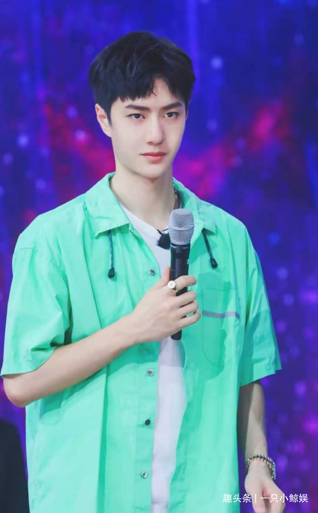 鹅厂造势曝王一博将成《星光大赏》绝对主角，其他人只是陪衬