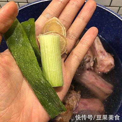 葡萄子|这道家喻户晓的自制浓汤宝（宝宝辅食）是怎么做的呢？