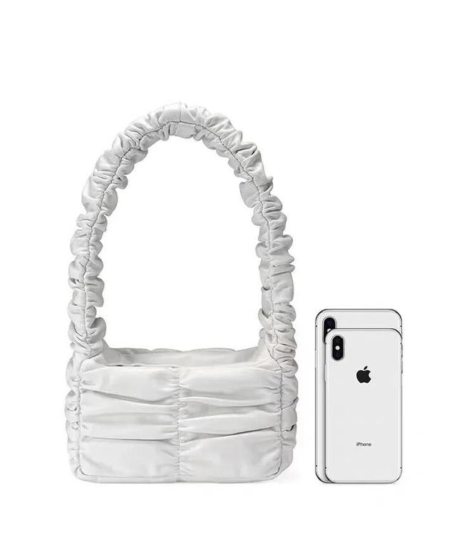 烂大街的包包别背了!2021春夏最流行的是这些