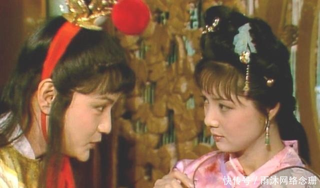 封建礼教|薛宝钗:曾在滴翠亭里扑蛾蝶,却不想,一入贾府误终身