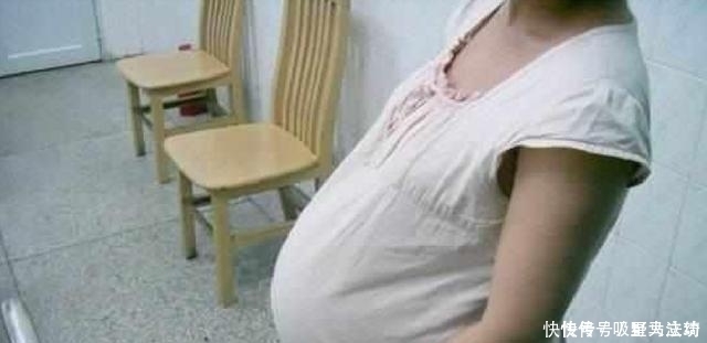 大城市|“老了不指望你养我！”，50岁产妈和女儿赌气生二胎，结局很失望