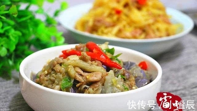 猪肉|两个人的晚饭，3个菜，才花了15块钱，还有荤有素，真会过日子