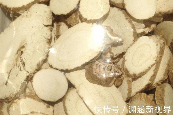 男人|男性這樣喝黃芪水，堅持一段時間后，肝好腎好，人或會更顯年輕