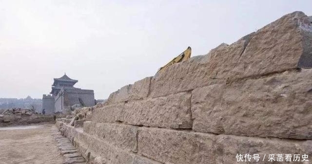 河南有一县级市,是国家历史文化名城,名胜古迹300多处