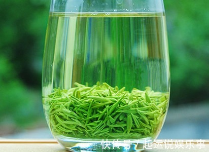 绿茶|84岁老人血管光滑得像30岁,原来他常吃这道菜,预防心血管疾病