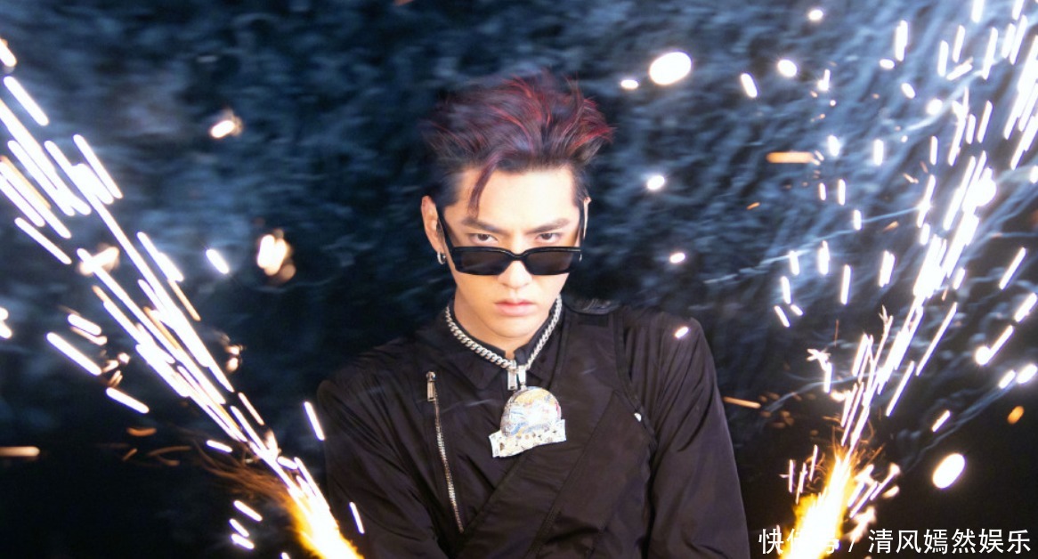 体验馆 吴亦凡被芒果台抢去,搭配杨超越开潮流体验馆,难怪缺席新说唱