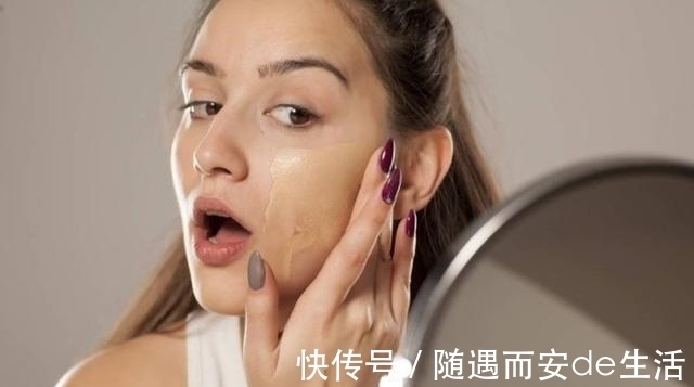 毛孔 三四十块和三四百的粉底液，到底差在哪？看完这4点你就明白了