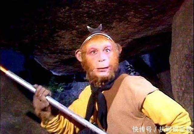 孙悟空#怪不得三界之中无人敢杀孙悟空,你看降生他的那块石头上刻了啥?