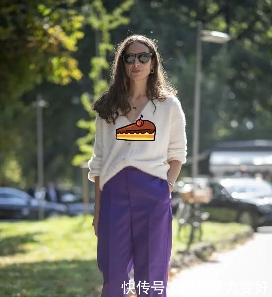 中年女人衣柜里少不了它，比阔腿裤百搭比运动裤有型，时髦精都爱