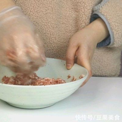 这道锦鲤蒸饺，汤汁都要舔干净