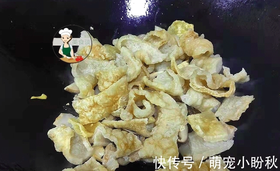菜市场碰到它别手软,一次买10斤,炸一锅存冰箱,随吃随取,方便