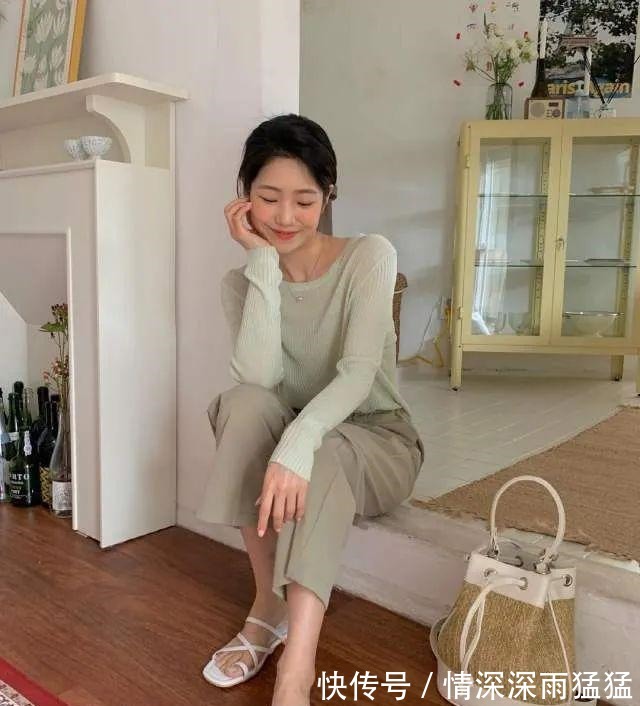 小楠 清透感更清爽迷人!女生夏日浅牛油果色日常搭配推荐!