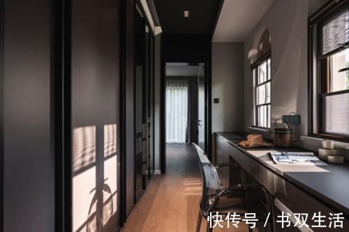 亮点|232平超大复式,主打黑白现代风,轻奢感满屋“四溢”