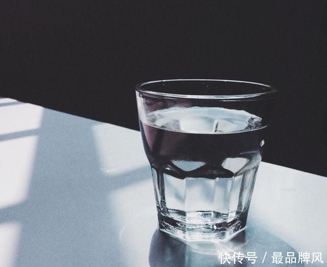 护肤|女生都应该知道的10条不花钱护肤小技巧,条条都是经典!