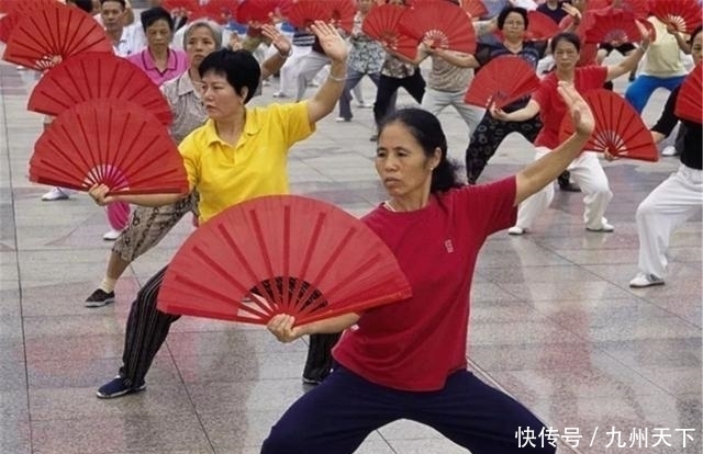 鍛煉|人到中年，每天鍛煉，病卻沒少？醫生：40歲后，這件事比運動重要