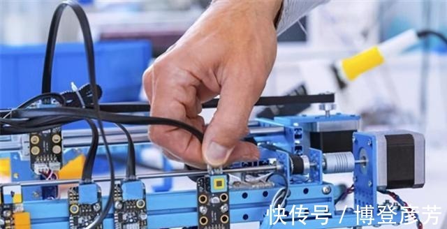 锻造|制造业员工:不要和我谈工匠精神,我只想挣钱养家